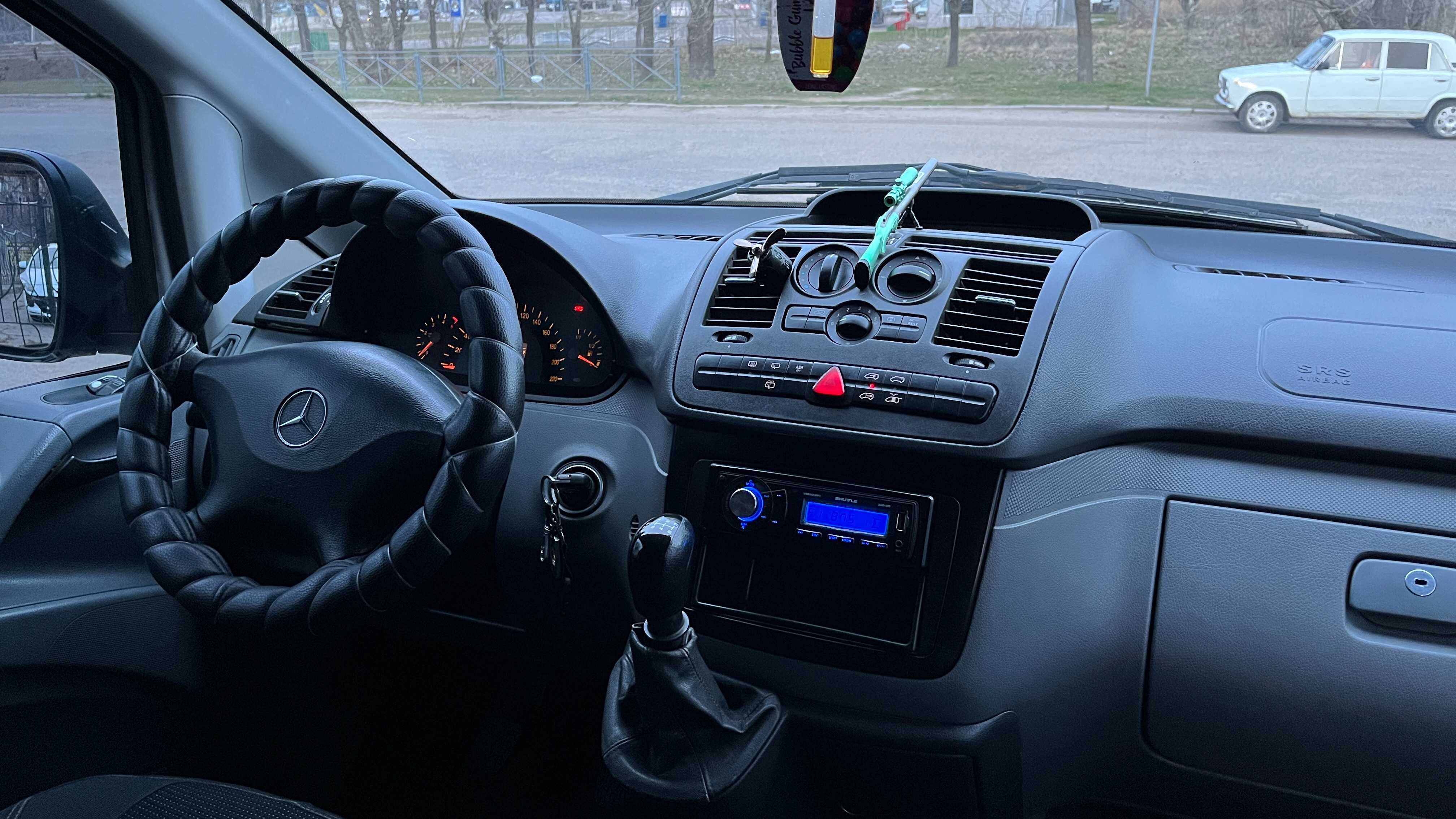 Продам автомобиль Mercedes-Benz Vito пасс. 111 CDI , 2003 г.