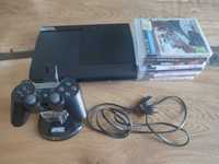 Konsola PS3, jeden pad PS3, 6 gier, stojak na pady, kabel do ps3