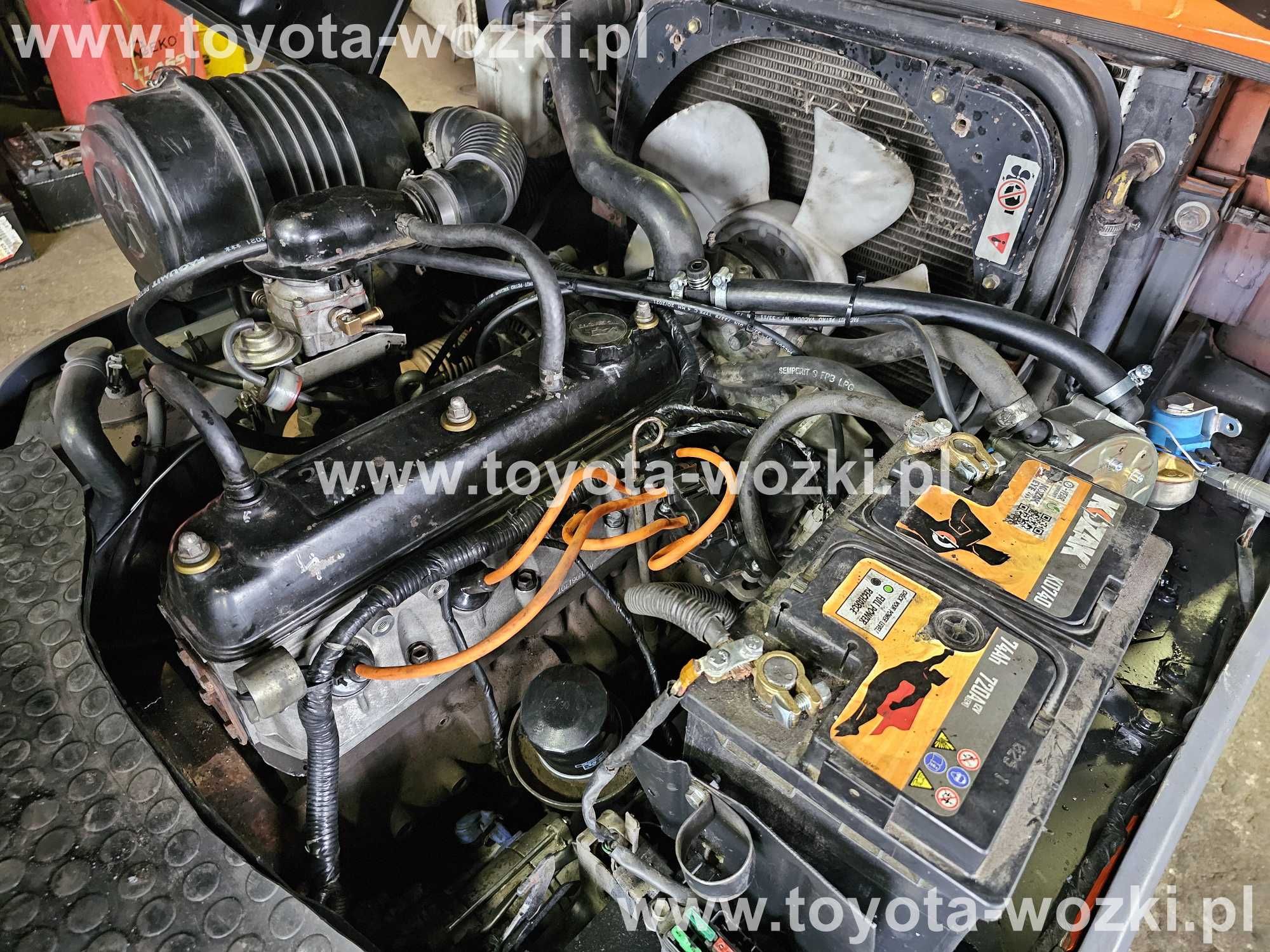 Wózek Widłowy TOYOTA 6FG30  Przesuw boczny  TOYOTA 6FGF30 widlak LINDE