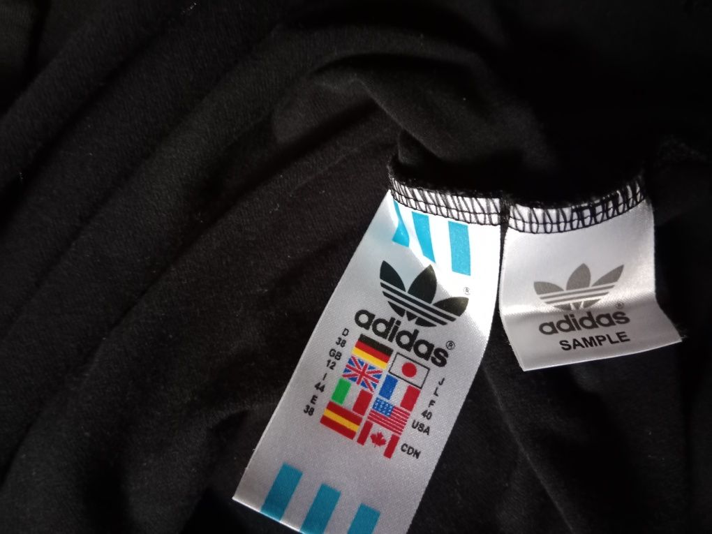 T-shirt Adidas damski