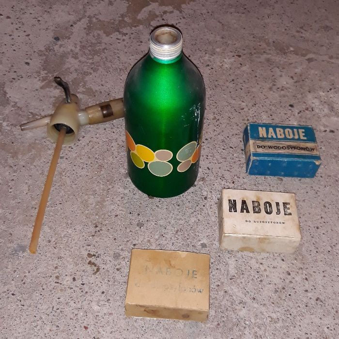wodosyfon autosyfon PRL 1978 + naboje