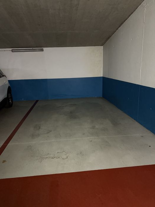 Vaga de garagem zona da Expo Norte