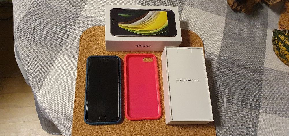iPhone SE 2 gen. 2020 r 256GB