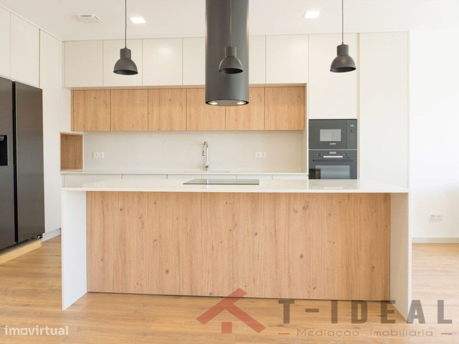 Apartamento T2 no Edifício Alto da Prata