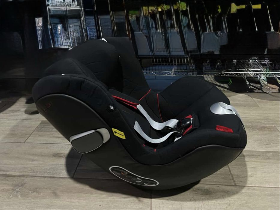 Автокрісло Cybex Sirona Z-isize