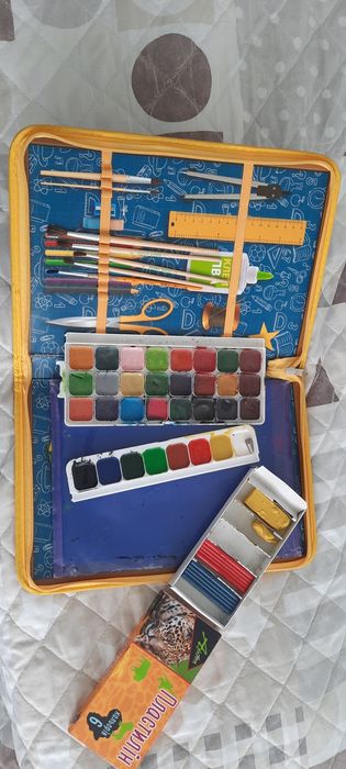 Канцелярія, безкоштовно