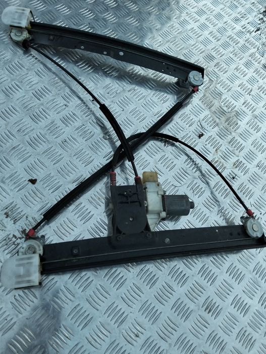 Podnośnik szyby lewy przód Mondeo mk4