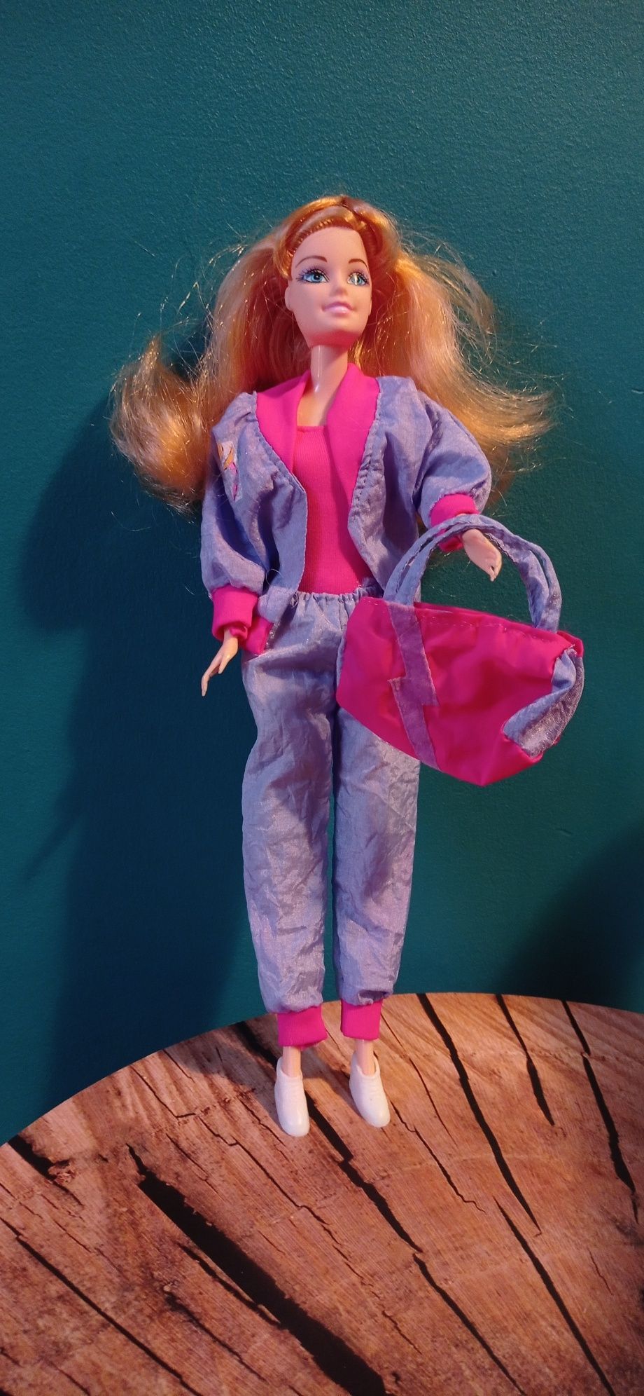 Vintage zestaw ubranek dla lalek typu modowego Barbie dres kreszowy