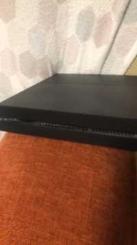 PlayStation 4 1 TB używany SPRAWNA  + pad +gry