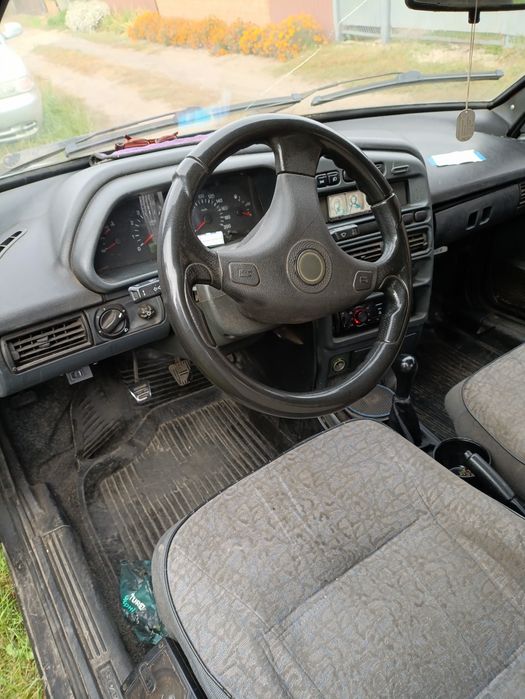 Ваз,-2199 газ-бензин 2008г