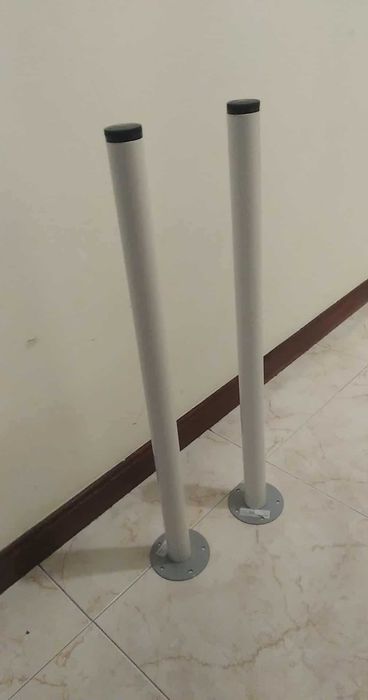 Dois suportes de mesa/secretária IKEA