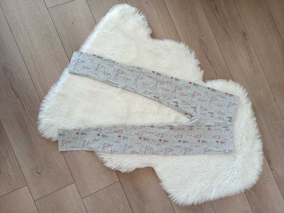 Świąteczne leginsy w choinki bawełna wiskoza 128  134