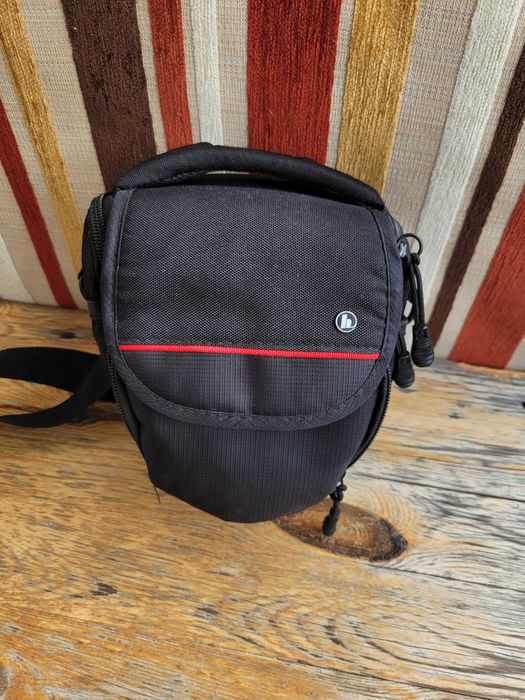 Etui/futerał na aparat cyfrowy, lustrzankę, bezlusterkowca