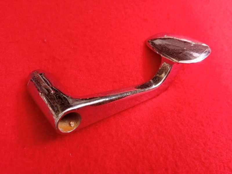 Manivela cromada antiga