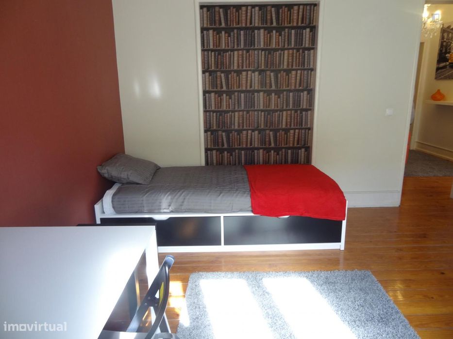 59543 - Quarto com cama de solteiro em...