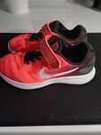 Buty Nike dla dziewczynki roz. 30