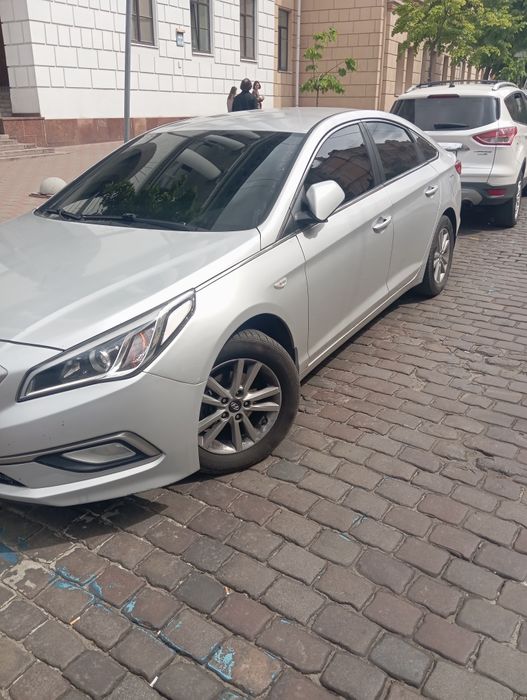 Хюндай соната в харошем состоянии звоните влюбое время