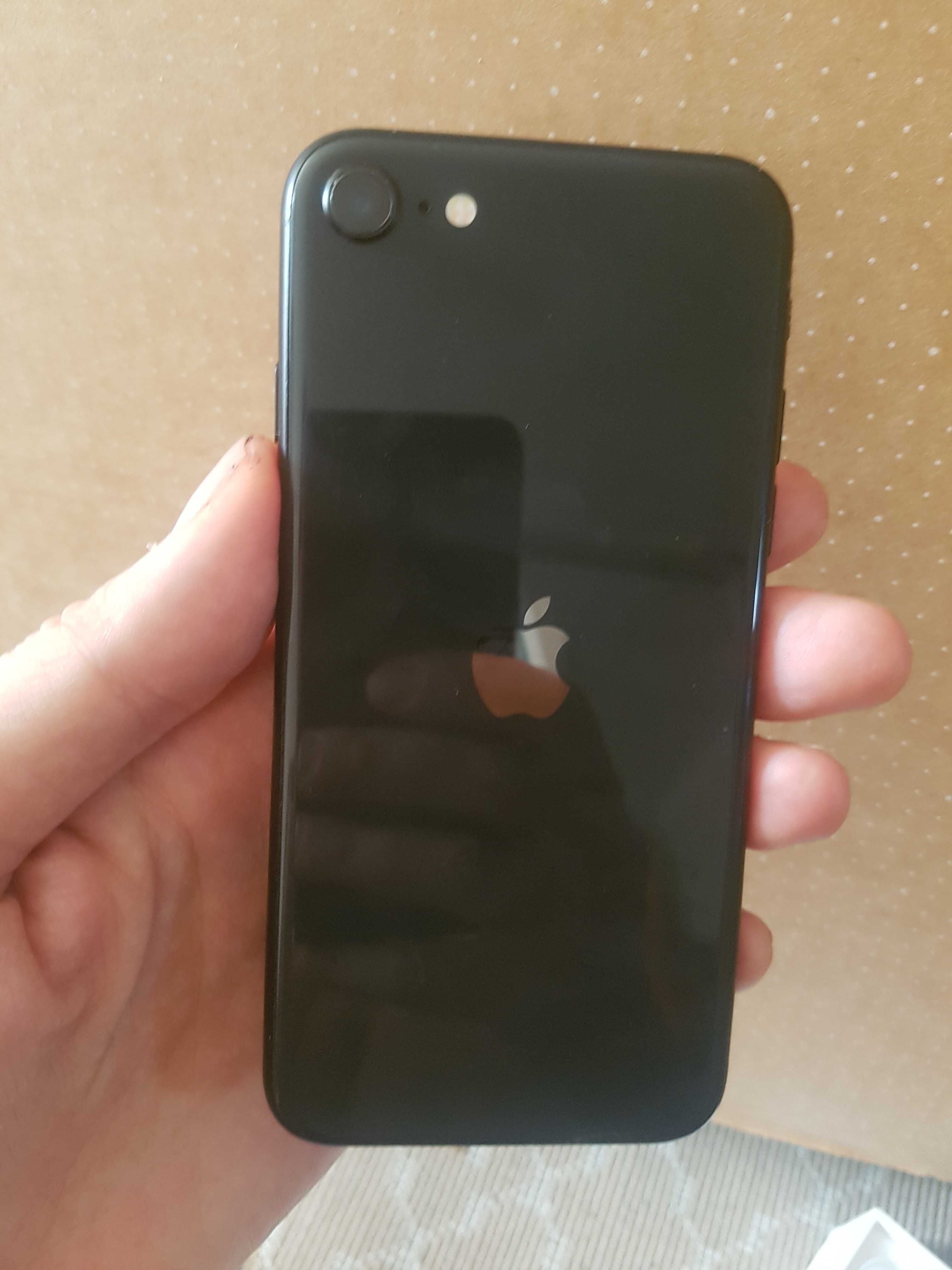 IPhone  SE  2022