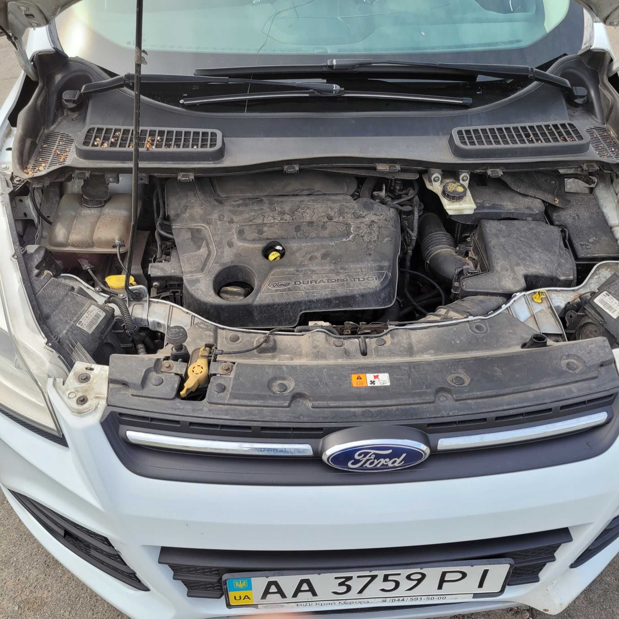 Продам Ford Kuga 2013 дизель 2л передній
