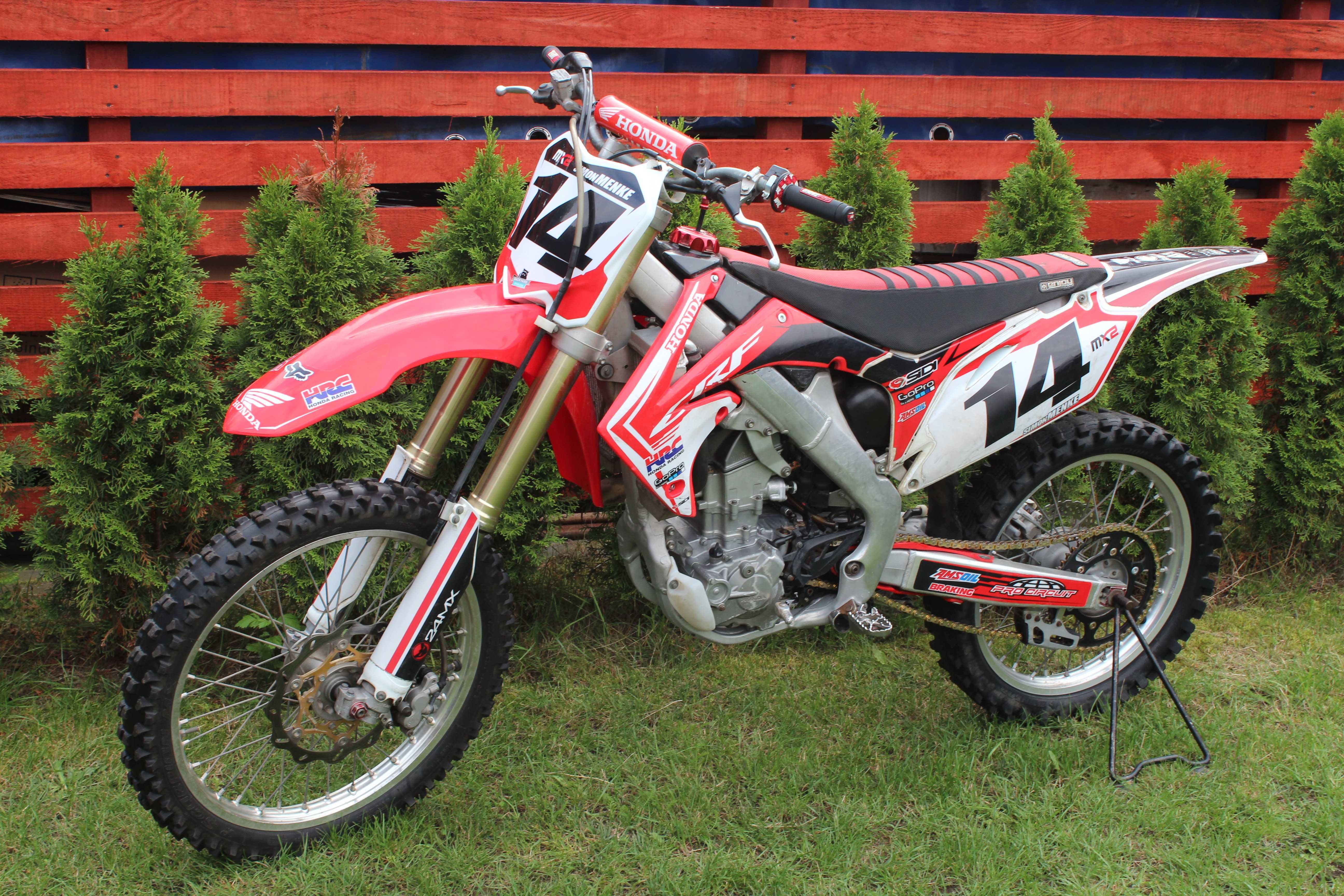 Cross HONDA CRF 250 roku 2010
raty na telefon transport pod dom zamian