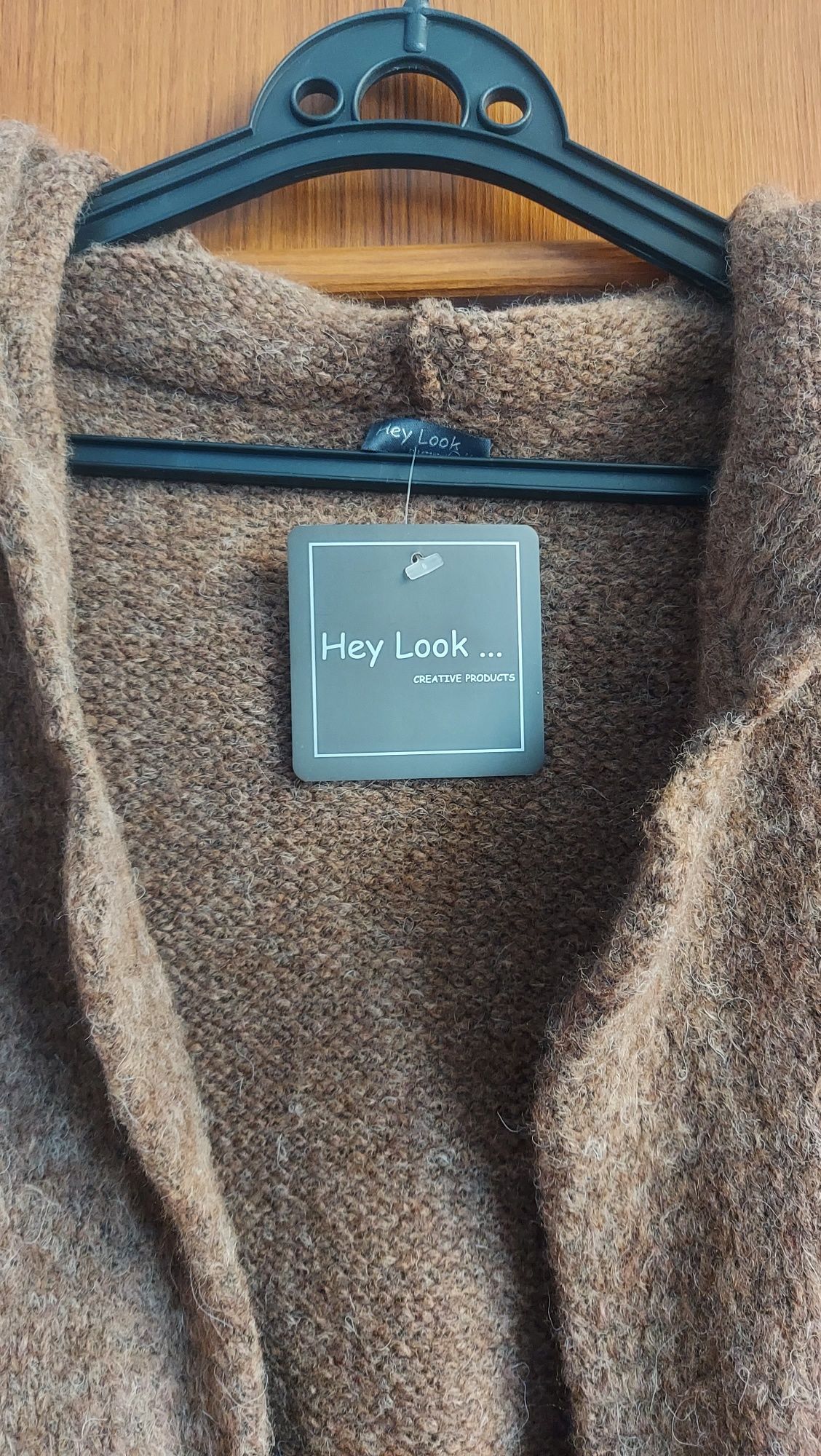 Sweter kardigan hey look