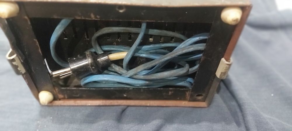 Продам зарядное устройство СССР