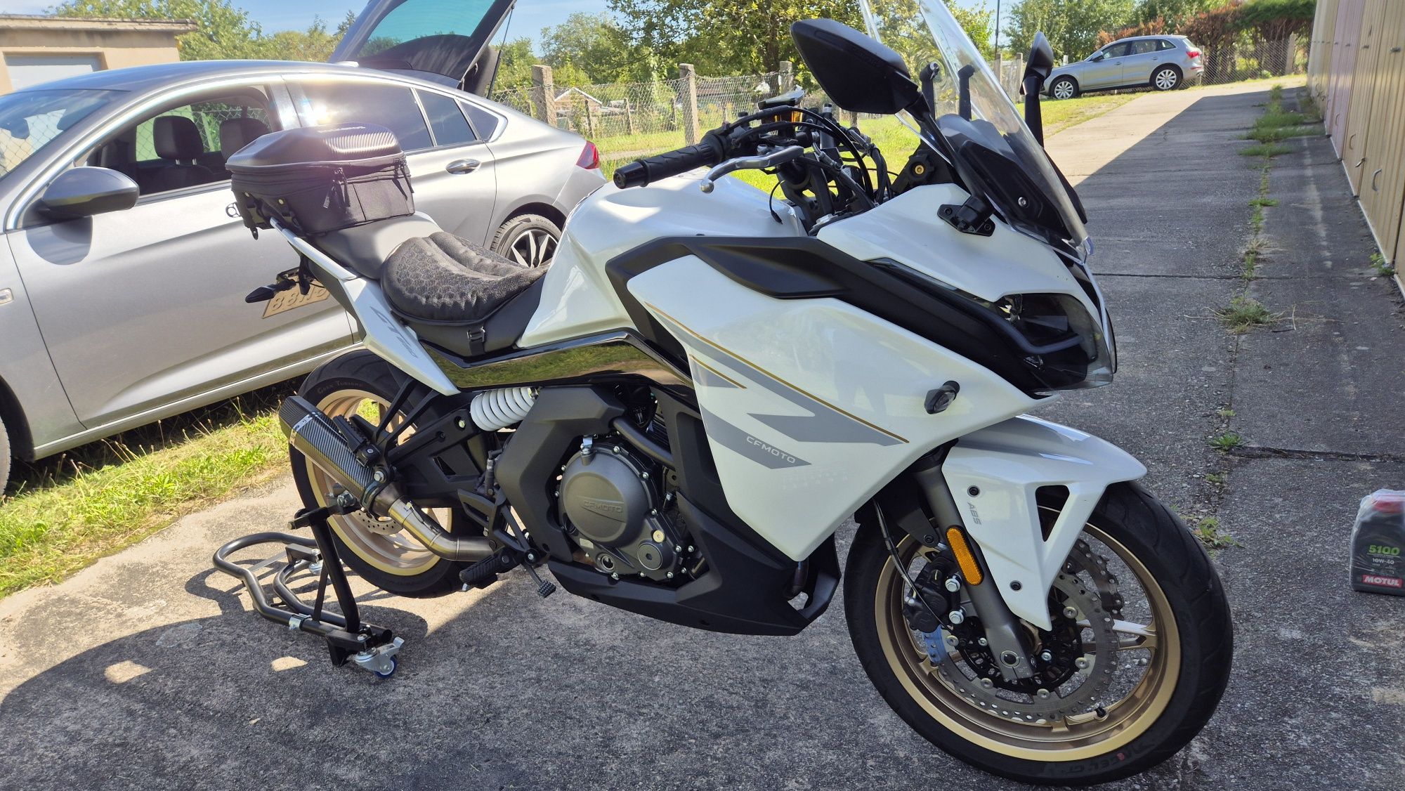 CF MOTO 650 GT Super Stan