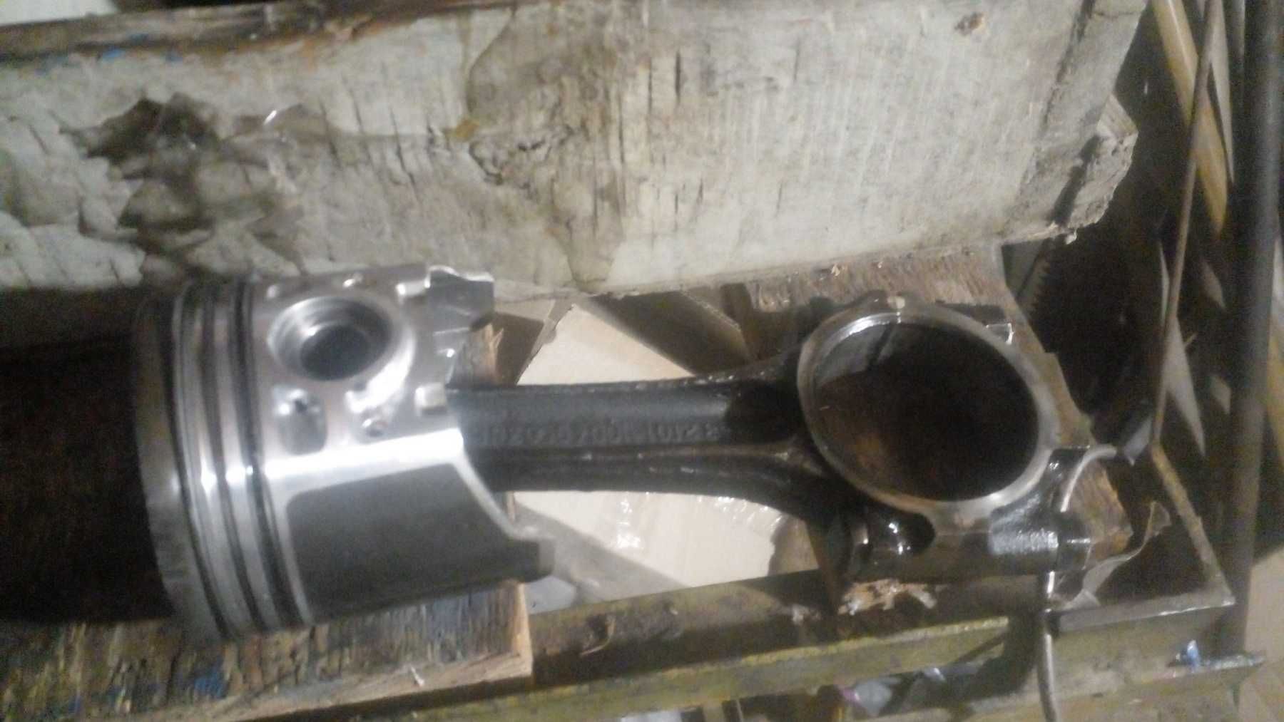 Поршнева група - OEM AMP - 79.4 (ваз 21011,2105,2106)
