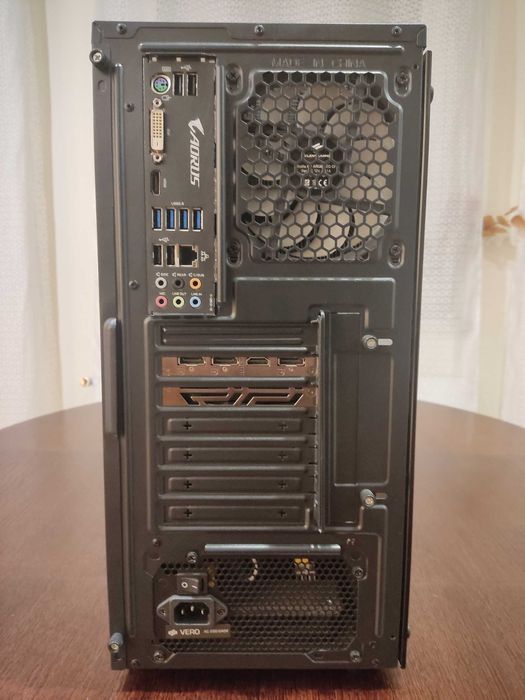 Komputer RYZEN 7 2700, GTX 1660 SUPER, 16GB RAM