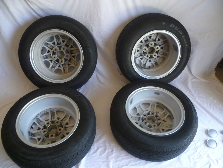 4 Jantes R 15 para Mercedes Benz em alumìnio, muito bom estado