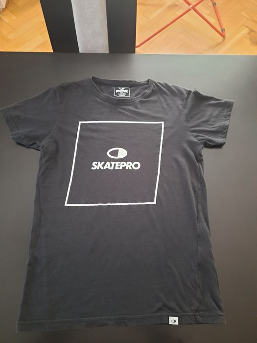 Czarny T-shirt bluzka z krótkim rękawem skatepro hulajnoga S
