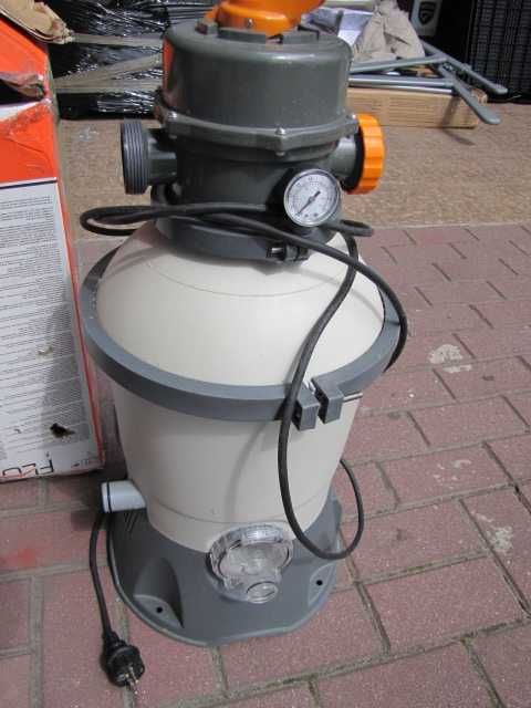 Pompa piaskowa do basenu filtrująca 3028 L/H BESTWAY 58515