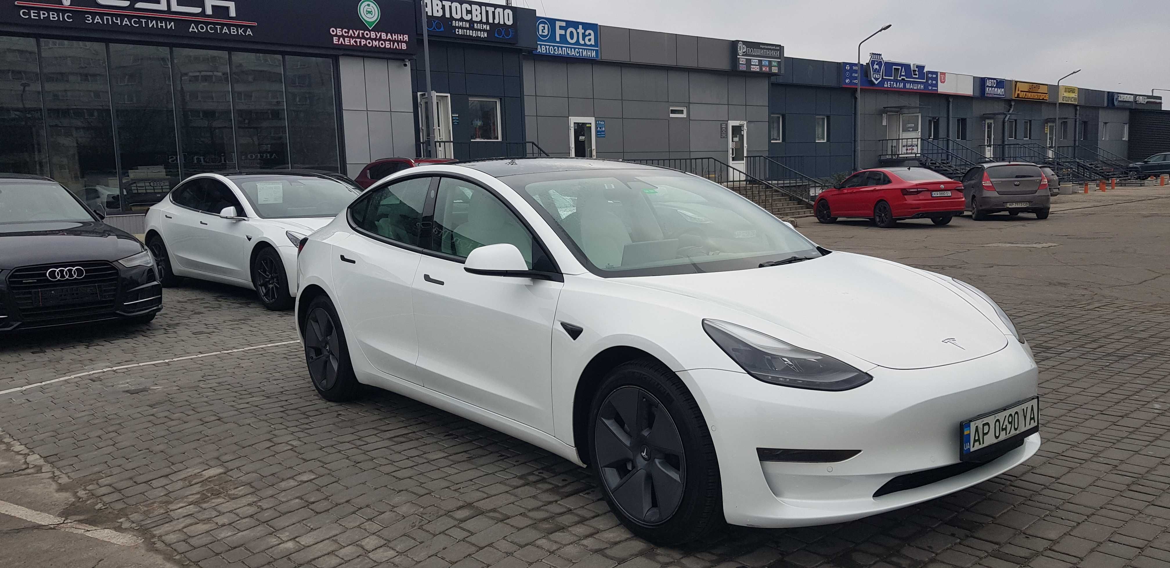 Tesla model 3 54kw