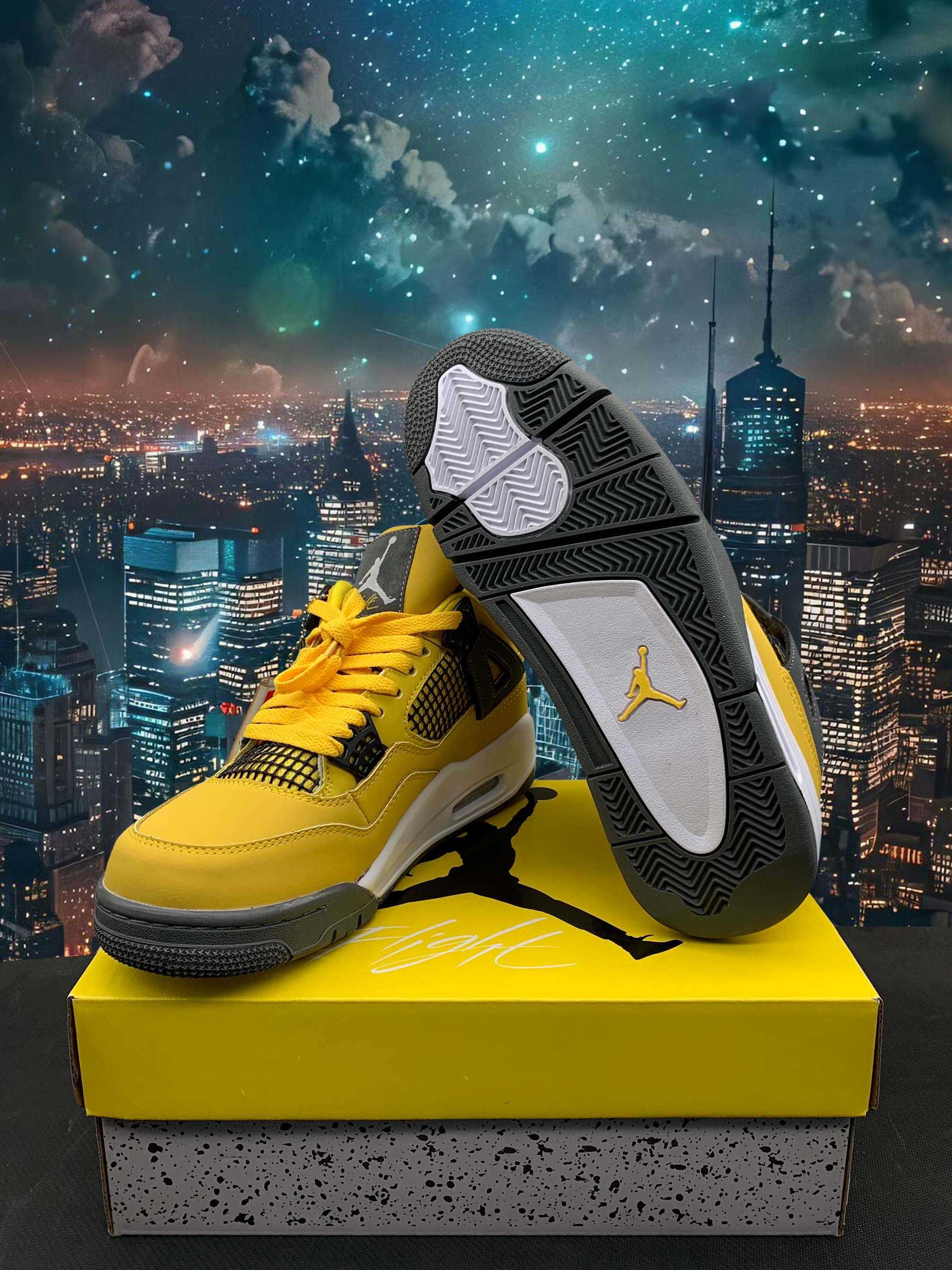 Jordan 4 Retro Lightning 38 EU / 5,5US / 23,5 CM