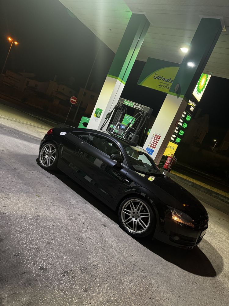 Audi TT 1.8 TFSI S-Line | Impecavel