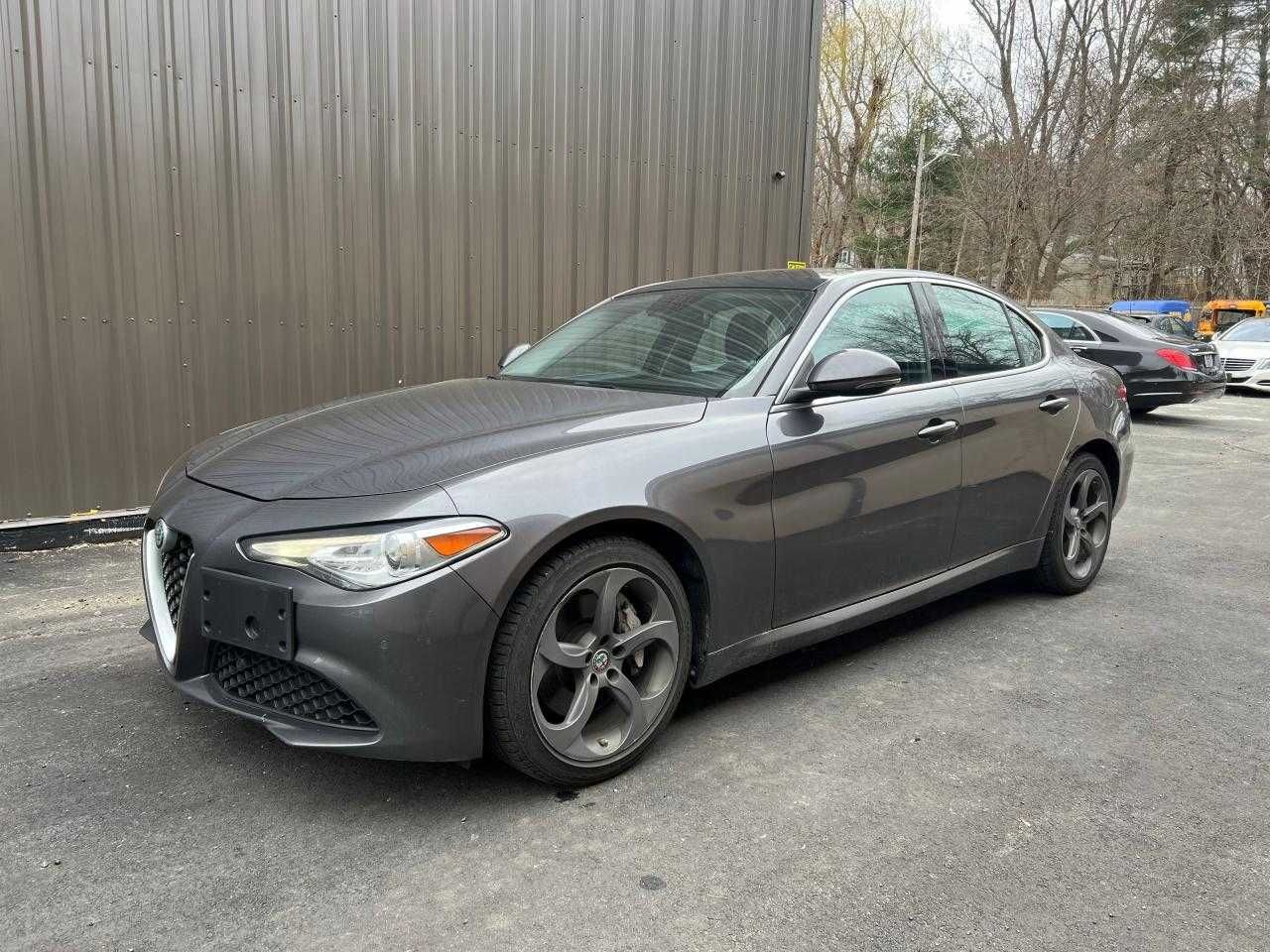 2017 Alfa Romeo Giulia Ti Q4