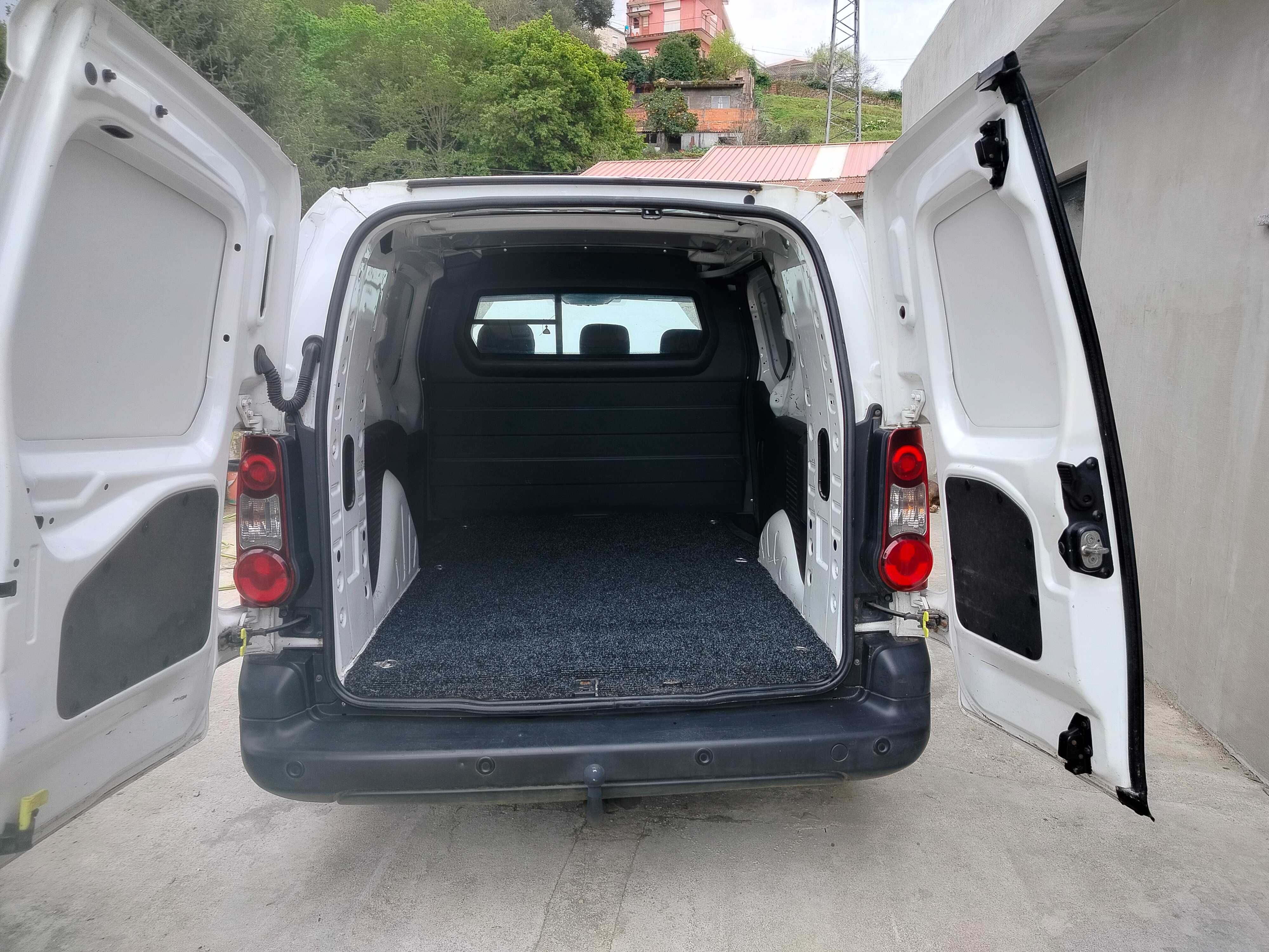 Carrinha Peugeot partner longa