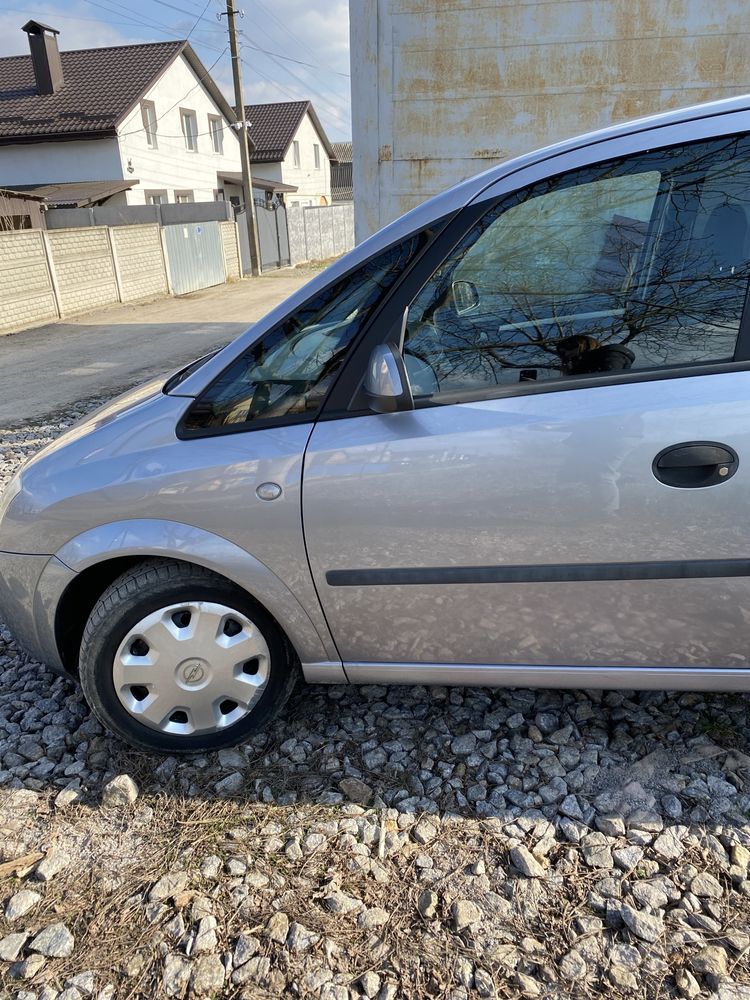 Продам автомобіль Opel Meriva 2004 р