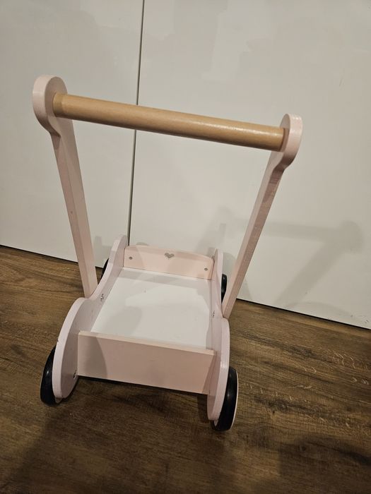 Wózek pchacz drewniany z klockami