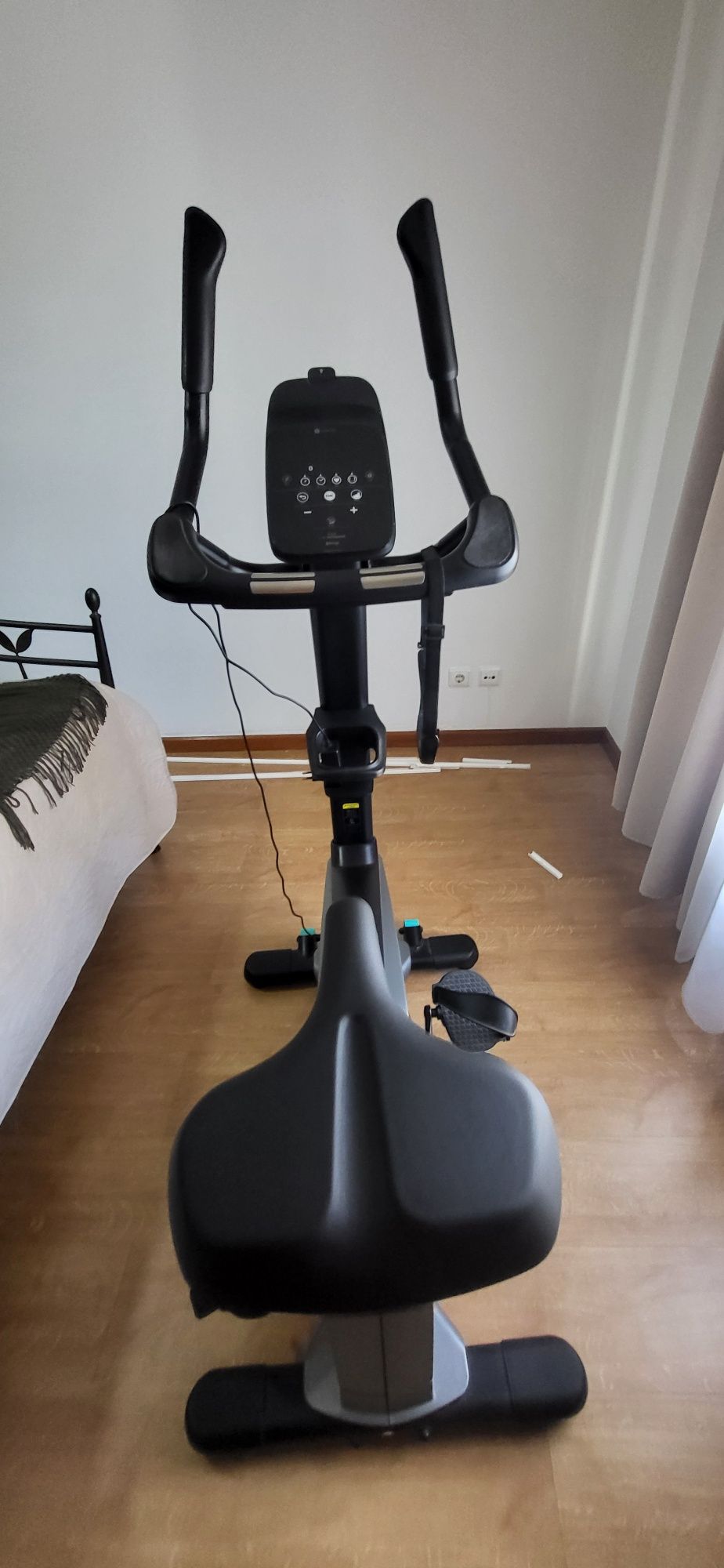 Bicicleta de exercicio Domyo com pouco uso , praticamente novo!