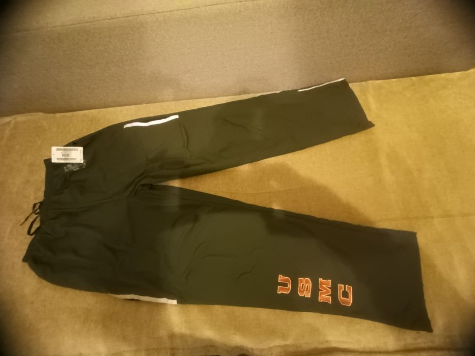 Спортивный костюм new balance.