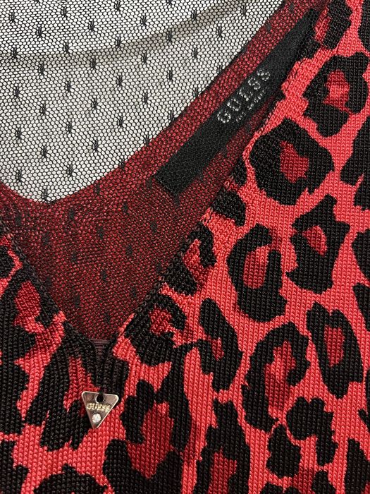 Брендова сукня Guess