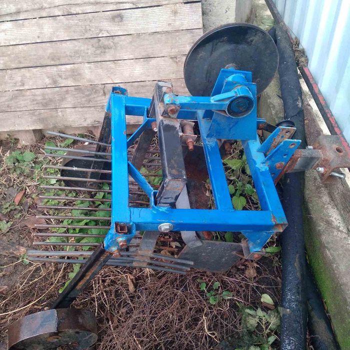 Продам мотоблок. Форте в робочому стані з прицепом  копалкою і фрезою