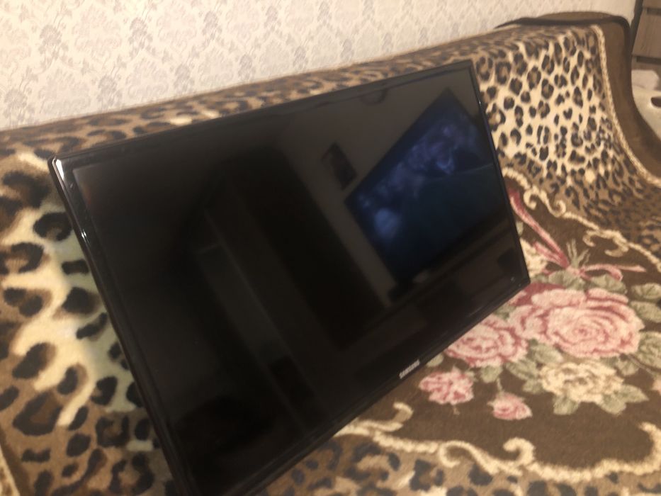 Телевизор Samsung 32