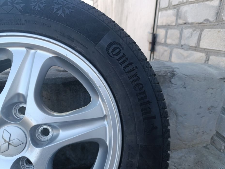 Колеса R16 5x114,3 et46 6j 67,1  215/65 зима Outlander Qashkai CRV