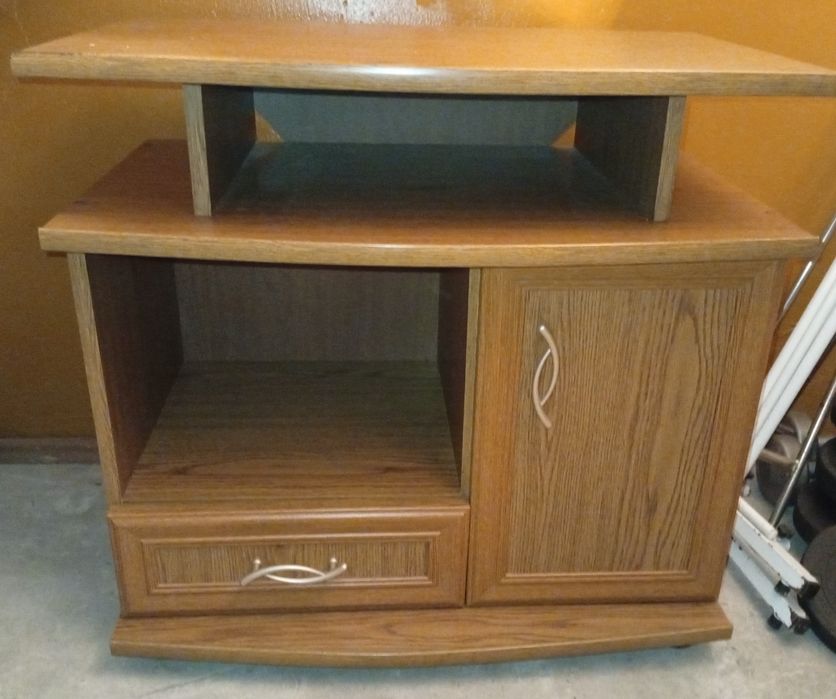 Szafka pod telewizor