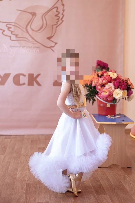 Нарядна сукня  для дівчинки