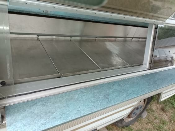 Zabudowa kontener autosklep foodtruck bar ryby mięso wędliny