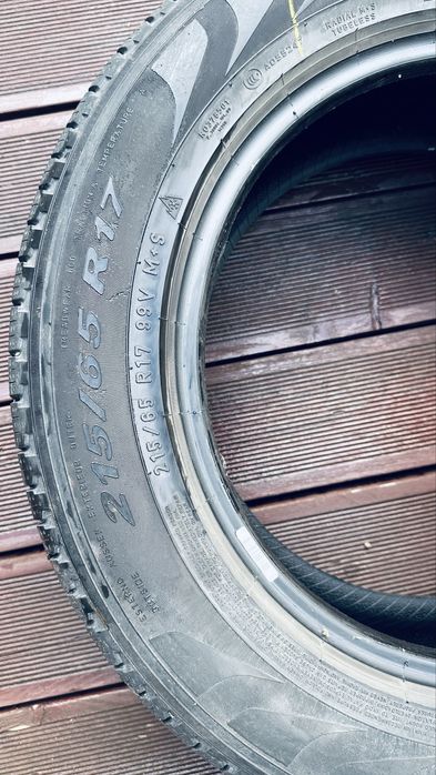 Opony Pirelli całoroczne, wieosezonowe rozmiar 215/65 R17