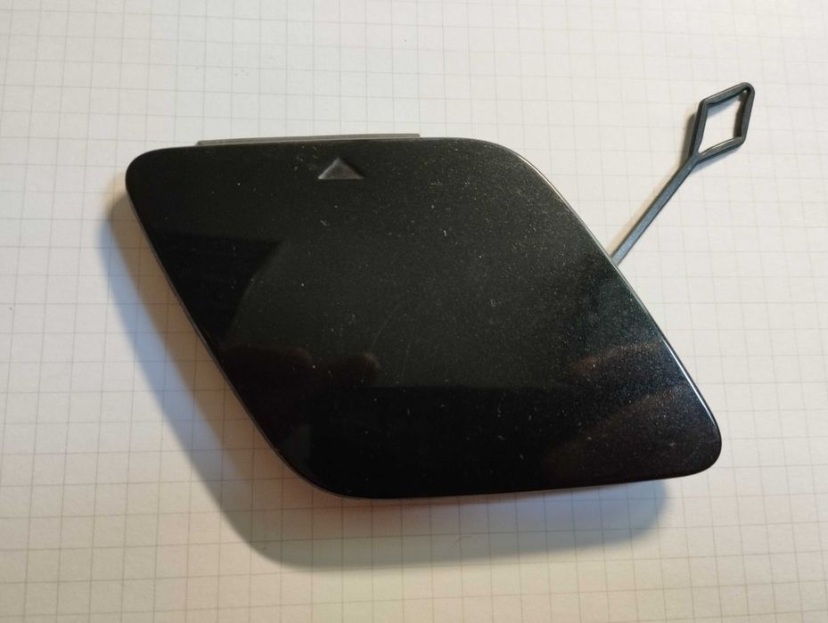 BMW 5 G30 G31 заглушка гачка буксиру рестайлінг Базовий 51119498598